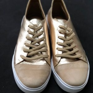 Kaanas metallic sneakers- like new condition